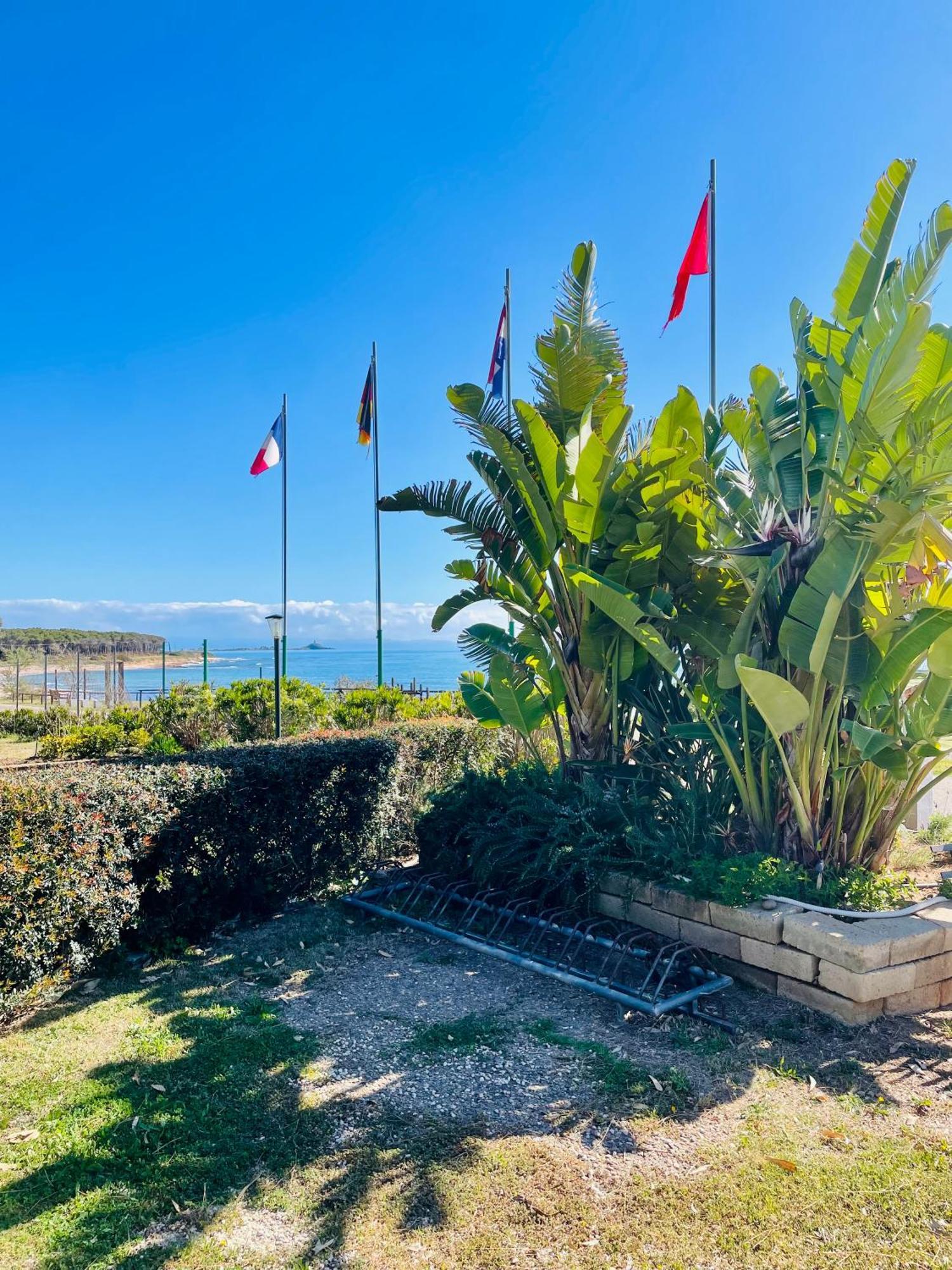 Camping Cala D'Ostia Пула Экстерьер фото