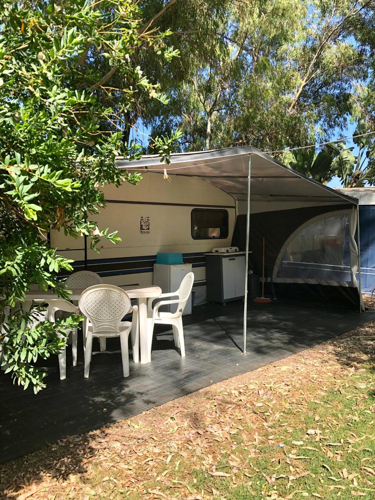 Camping Cala D'Ostia Пула Экстерьер фото
